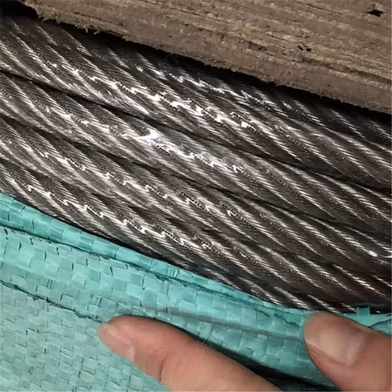 Cable de acero brillante galvanizado por inmersión en caliente Cable de acero recubierto de zinc para fabricación de clavos